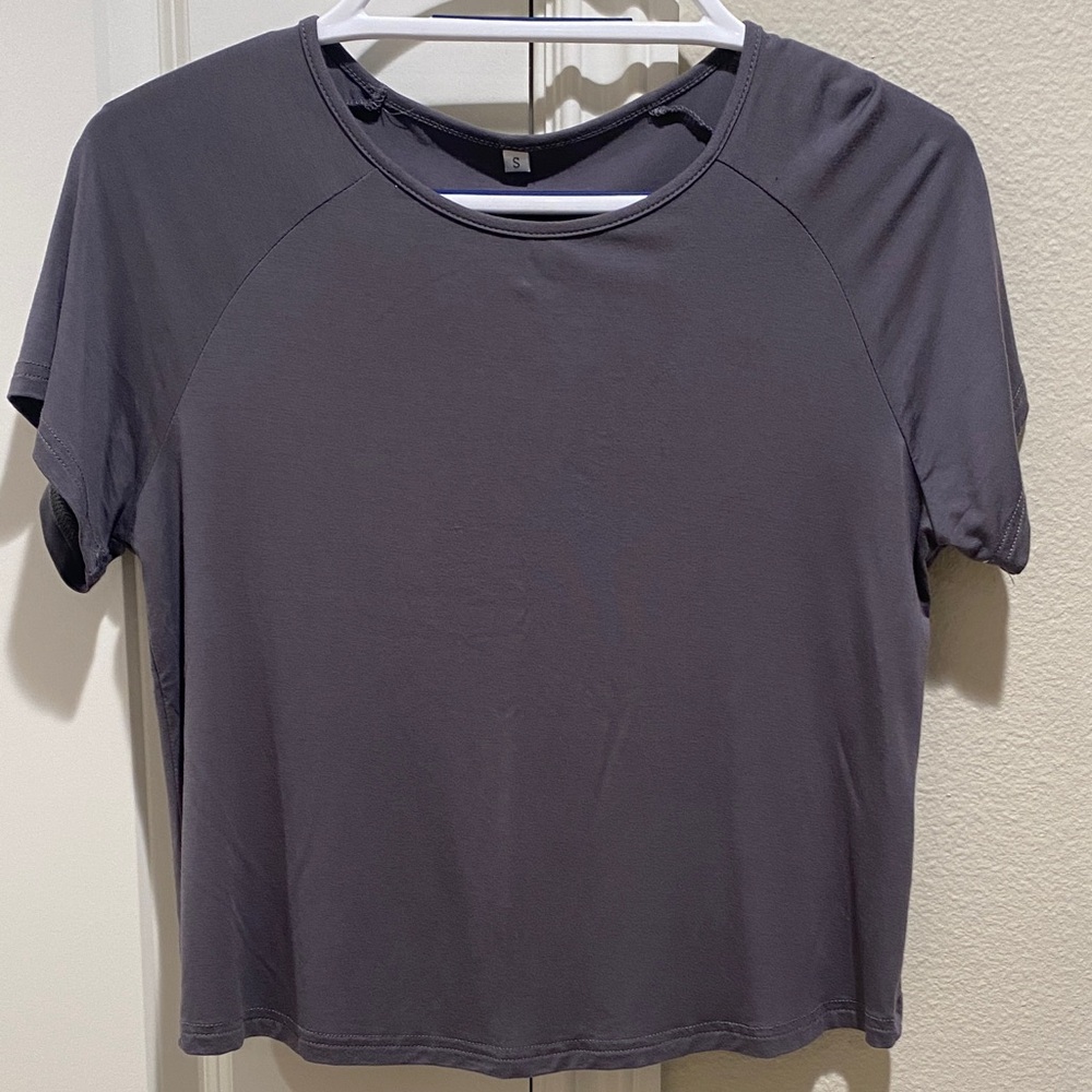 Mippo Woman’s Workout Top